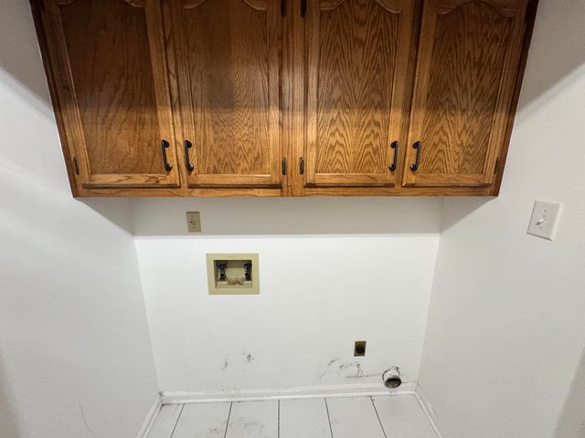 6771 CASTLEGATE LN, Memphis, TN 38141