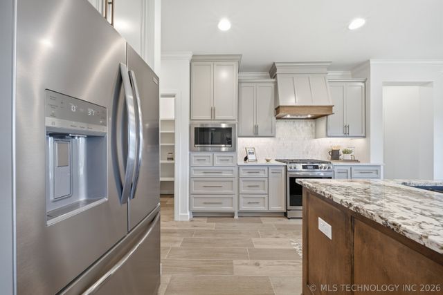 1005 S Chickasaw Street, Skiatook, OK 74070