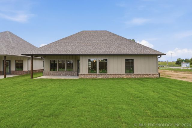 1005 S Chickasaw Street, Skiatook, OK 74070