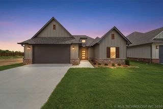 1005 S Chickasaw Street, Skiatook, OK 74070