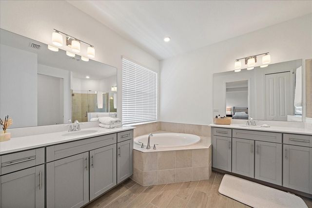 17552 SANTORINI COURT, Venice, FL 34293