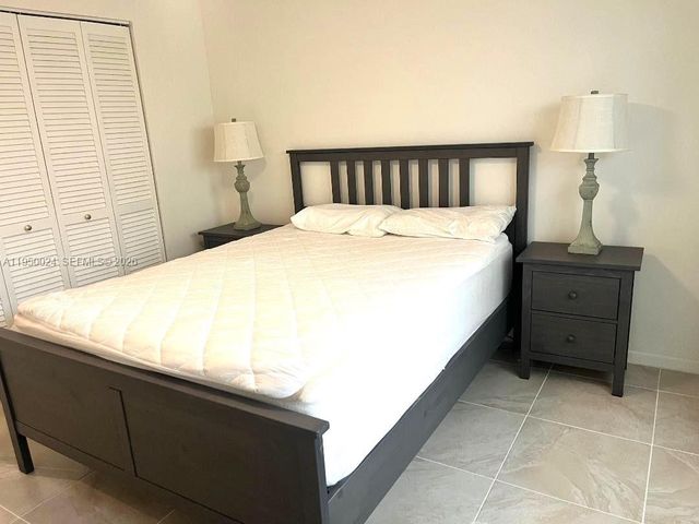 1901 N Ocean Blvd 7C, Fort Lauderdale, FL 33305