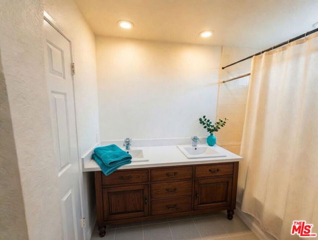 32970 Winnepeg Place, Lake Elsinore, CA 92530