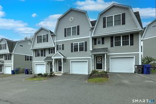 10 Barnum Court 10, Bethel, CT 06801