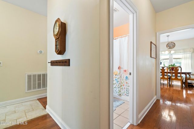 5107 Boss Court SE, Southport, NC 28461