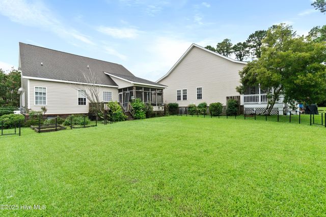 5107 Boss Court SE, Southport, NC 28461