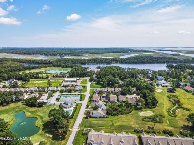 5107 Boss Court SE, Southport, NC 28461