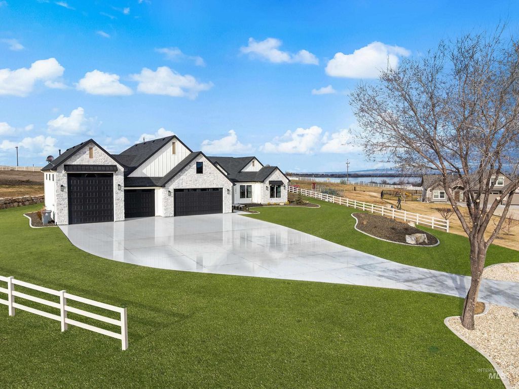 12092 Swainsons Lane, Nampa, ID 83686 photo 2