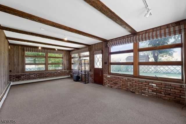 228 Shaw Pl, Park Ridge Boro, NJ 07656