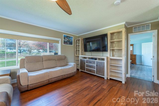 181 High Valley Estates Drive, Alexander, NC 28701