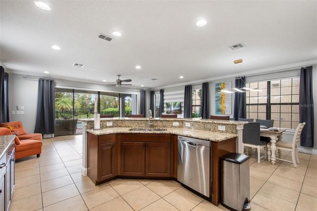 945 DESERT MOUNTAIN COURT, Reunion, FL 34747