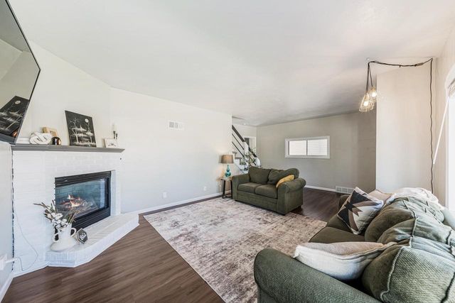 706 METOXEN AVENUE, Kaukauna, WI 54130