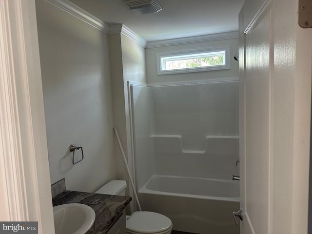 12 LAKEVIEW, Quakertown, PA 18951