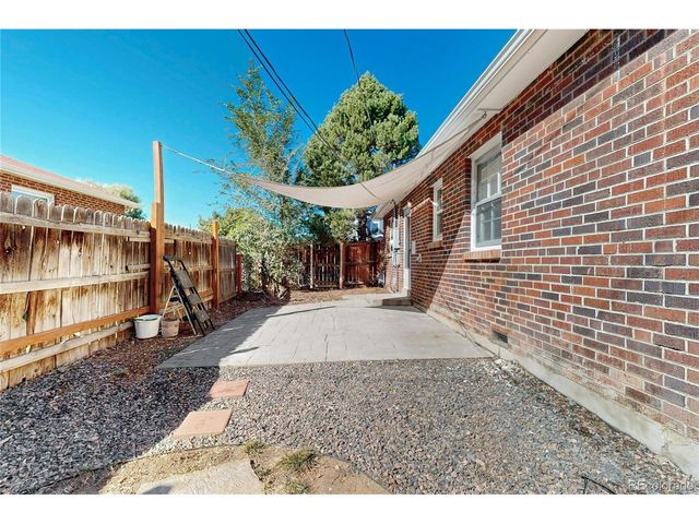 2810 S Bryant St, Denver, CO 80236