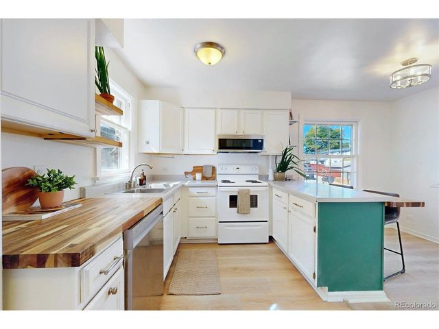 2810 S Bryant St, Denver, CO 80236