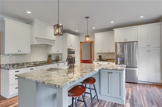 110 Larkspur Circle, Penn Twp, PA 16002