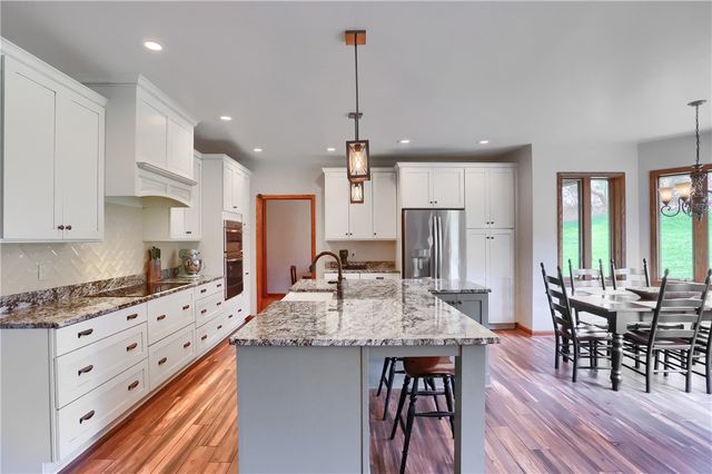 110 Larkspur Circle, Penn Twp, PA 16002