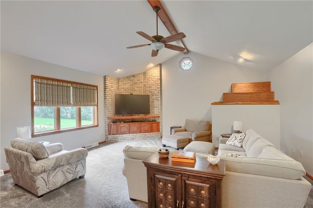110 Larkspur Circle, Penn Twp, PA 16002