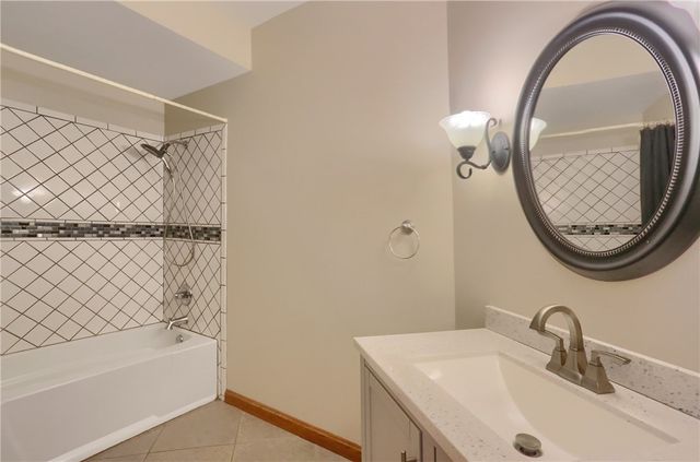 110 Larkspur Circle, Penn Twp, PA 16002