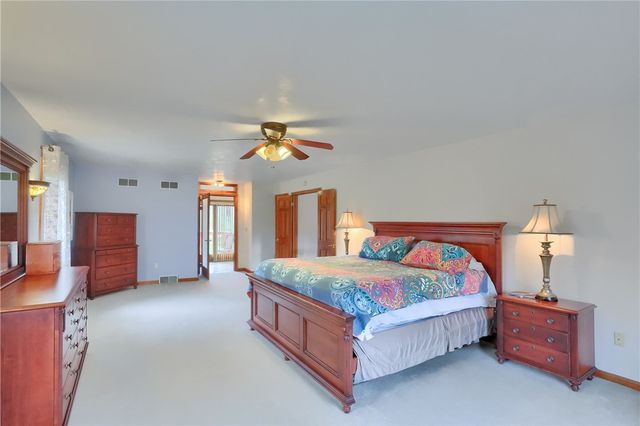 110 Larkspur Circle, Penn Twp, PA 16002