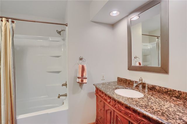 110 Larkspur Circle, Penn Twp, PA 16002