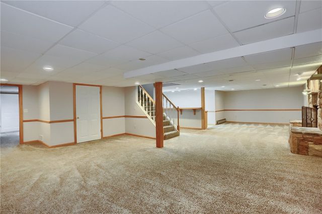 110 Larkspur Circle, Penn Twp, PA 16002