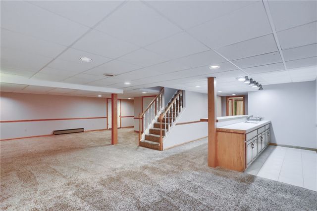 110 Larkspur Circle, Penn Twp, PA 16002