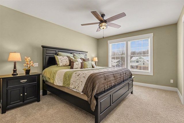 6436 Summer Meadows Drive, Rockford, MI 49341