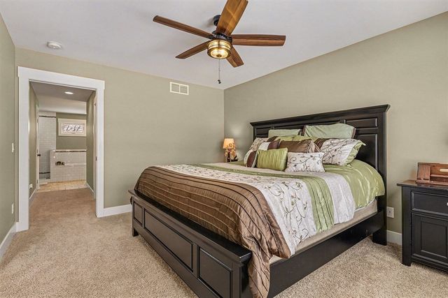 6436 Summer Meadows Drive, Rockford, MI 49341