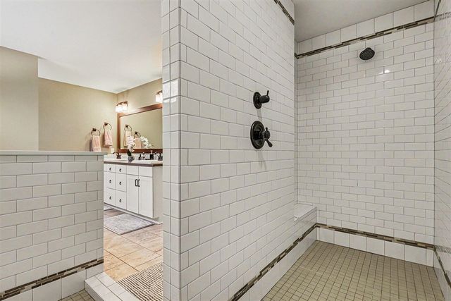 6436 Summer Meadows Drive, Rockford, MI 49341