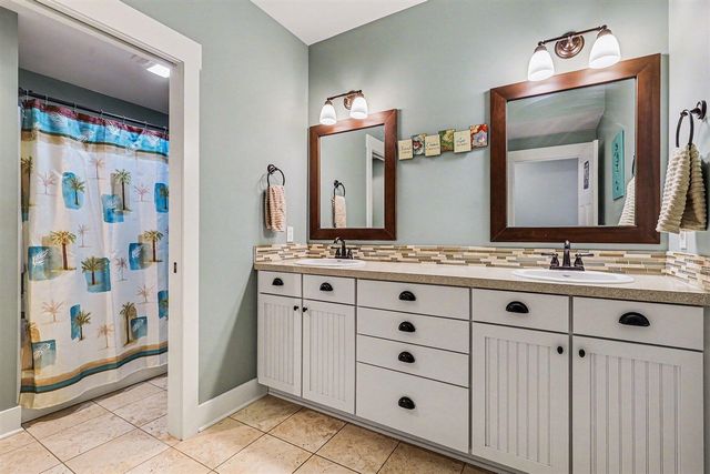 6436 Summer Meadows Drive, Rockford, MI 49341