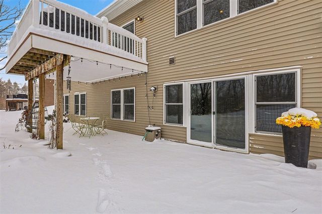 6436 Summer Meadows Drive, Rockford, MI 49341