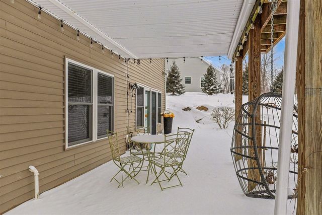 6436 Summer Meadows Drive, Rockford, MI 49341