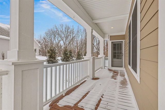 6436 Summer Meadows Drive, Rockford, MI 49341