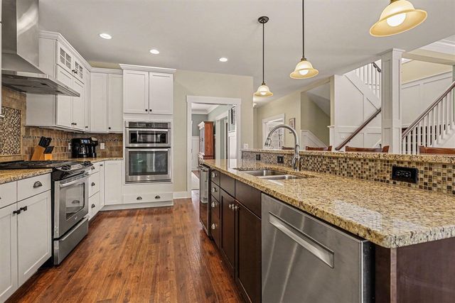 6436 Summer Meadows Drive, Rockford, MI 49341