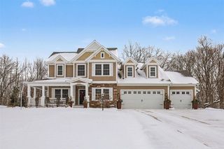 6436 Summer Meadows Drive, Rockford, MI 49341