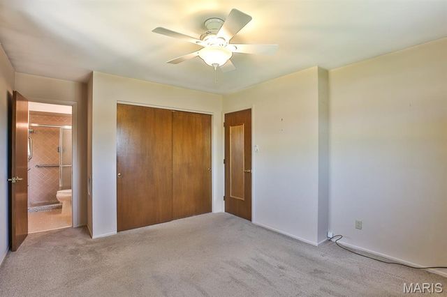 127 S Cardinal Lane, St Charles, MO 63301