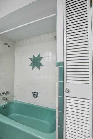 127 S Cardinal Lane, St Charles, MO 63301