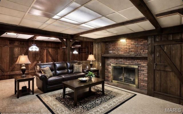 127 S Cardinal Lane, St Charles, MO 63301