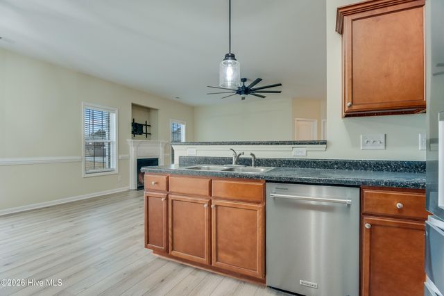 302 Esquire Drive, Richlands, NC 28574