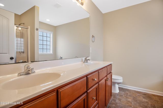 302 Esquire Drive, Richlands, NC 28574