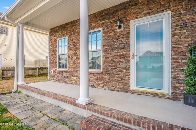 302 Esquire Drive, Richlands, NC 28574