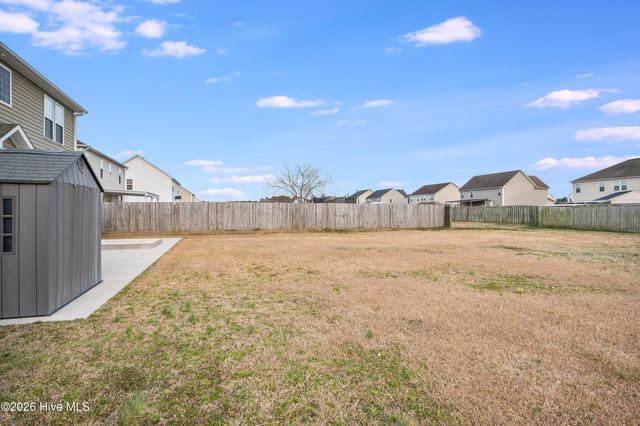 302 Esquire Drive, Richlands, NC 28574