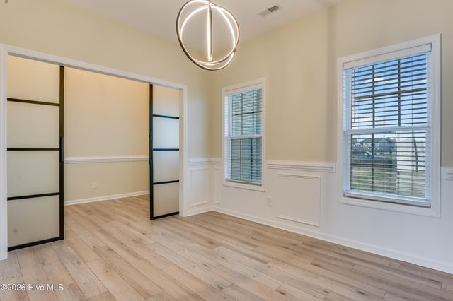 302 Esquire Drive, Richlands, NC 28574