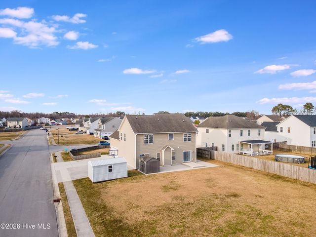 302 Esquire Drive, Richlands, NC 28574