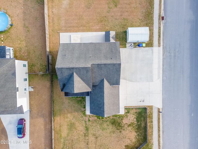 302 Esquire Drive, Richlands, NC 28574