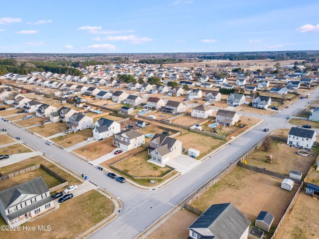 302 Esquire Drive, Richlands, NC 28574