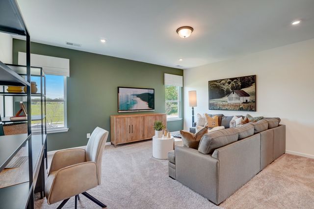 609 Nightengale Ridge Dr, Columbia, TN 38401