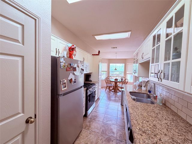 2805 Feathercrest DR, Austin, TX 78728