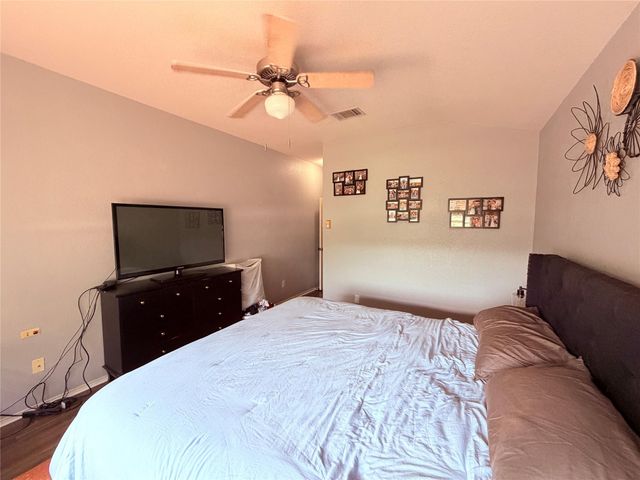 2805 Feathercrest DR, Austin, TX 78728